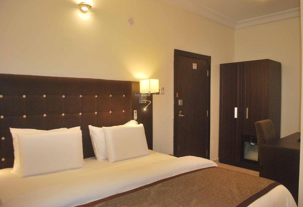 Lakeem Suites Ikoyi Lagos Extérieur photo